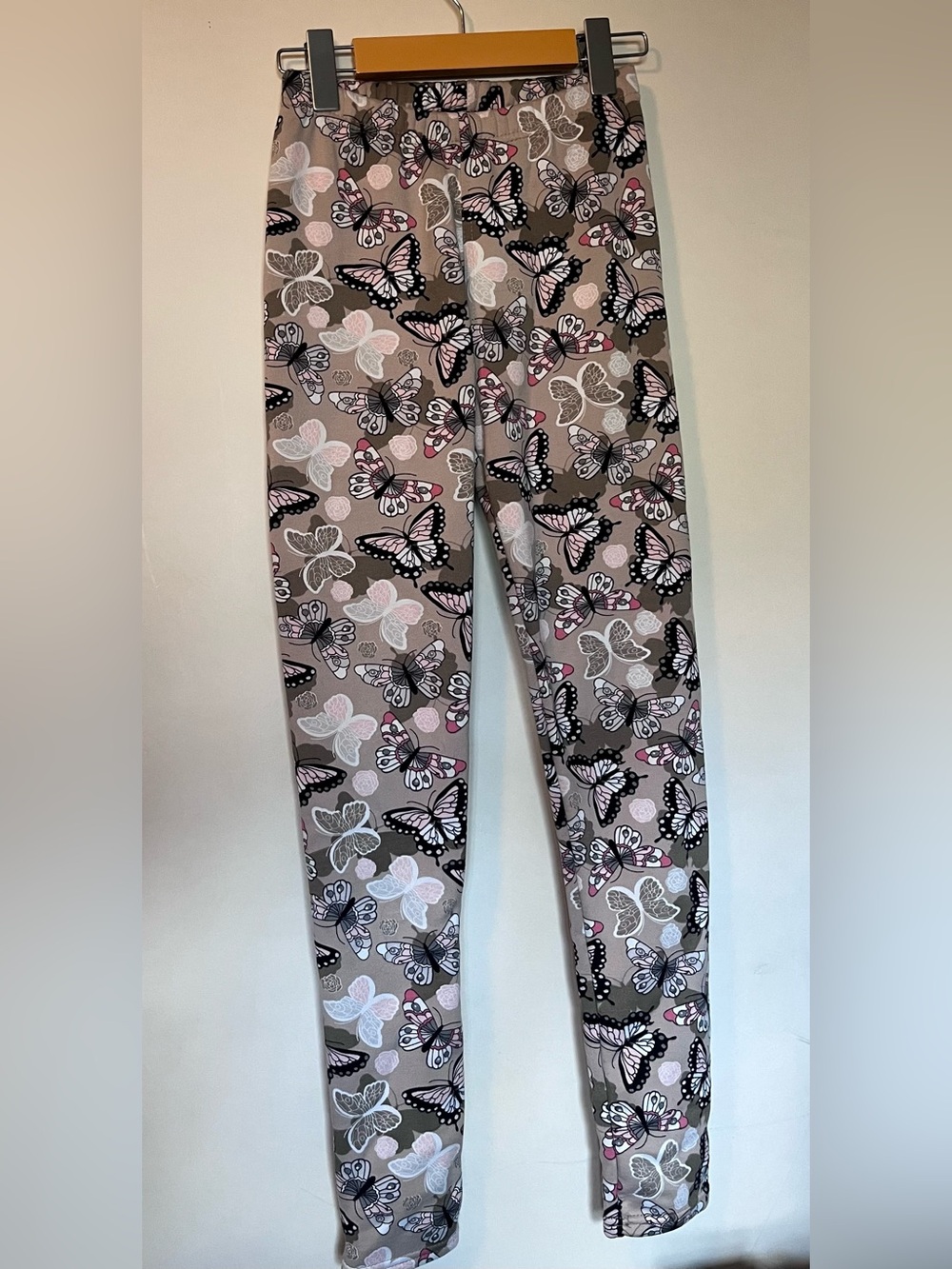 🦋 Just Cozy Butterfly Print Fleece-Lined Leggings